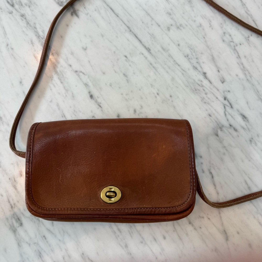 Vintage Coach Brown Leather Shoulder Bag